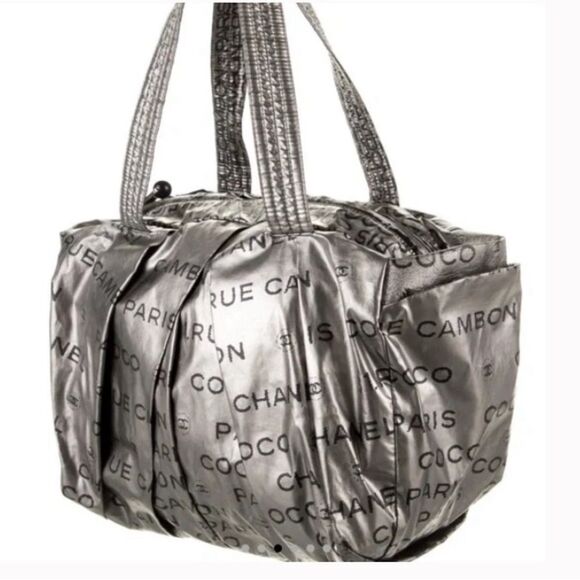 🌺CHANEL🌺 Metallic Unlimited Shoulder Bowler Bag - Picture 3 of 6